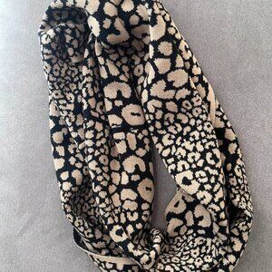 Michael Kors Knit Infinity Scarf Leopard Print Reversible